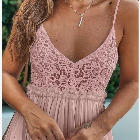 Elegant Pink Lace Maxi Dress NWT Size XL - Picture 4 of 7